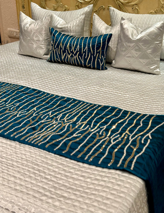 The Silver Passion Bedding Set