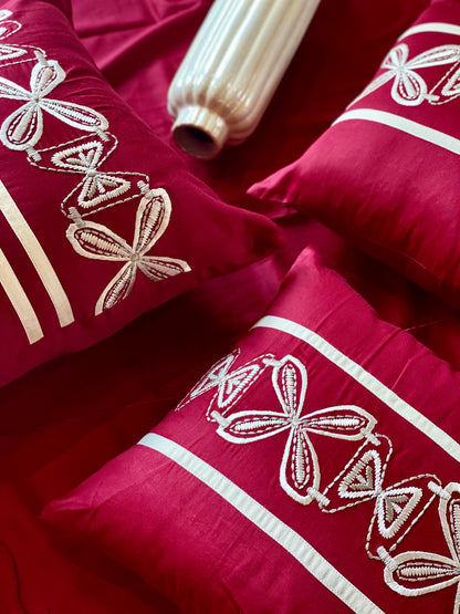 THE MAROON COCOON BEDSHEET SET