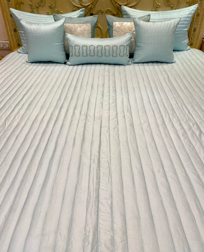 THE BLUE QUARTZ BEDDING SET