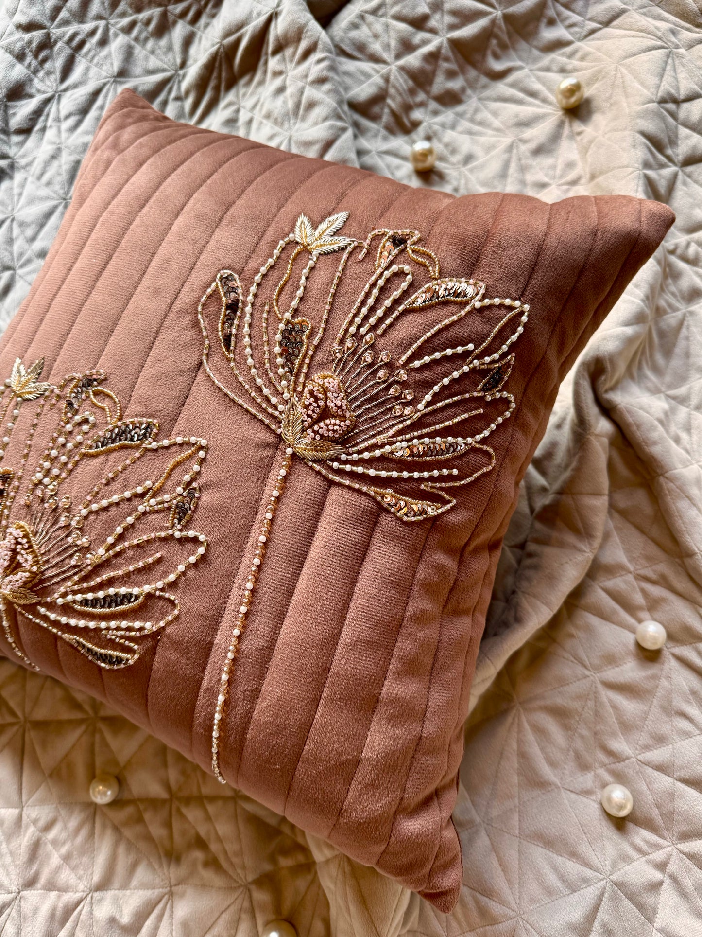 THE MAYFAIR ACCENT CUSHION~IN SIENNA