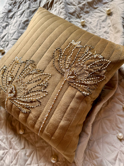 THE MAYFAIR ACCENT CUSHION~IN AURUM