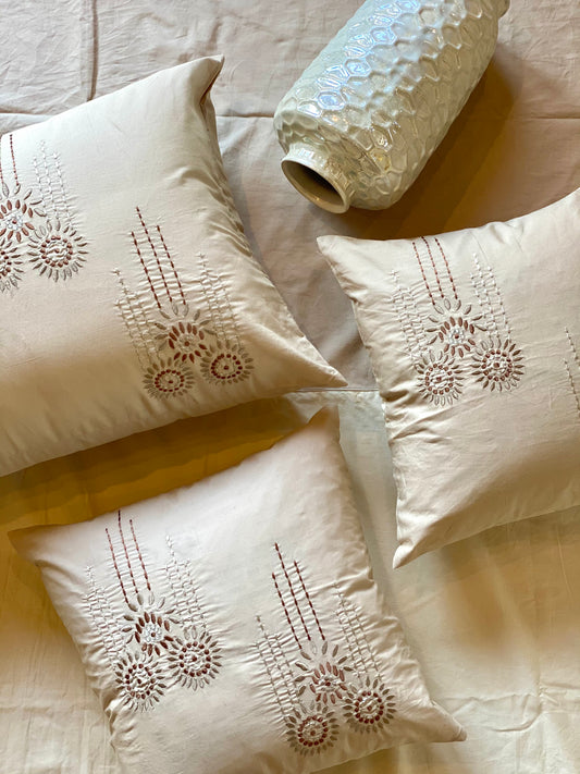 THE BEIGE MANDALA BEDSHEET