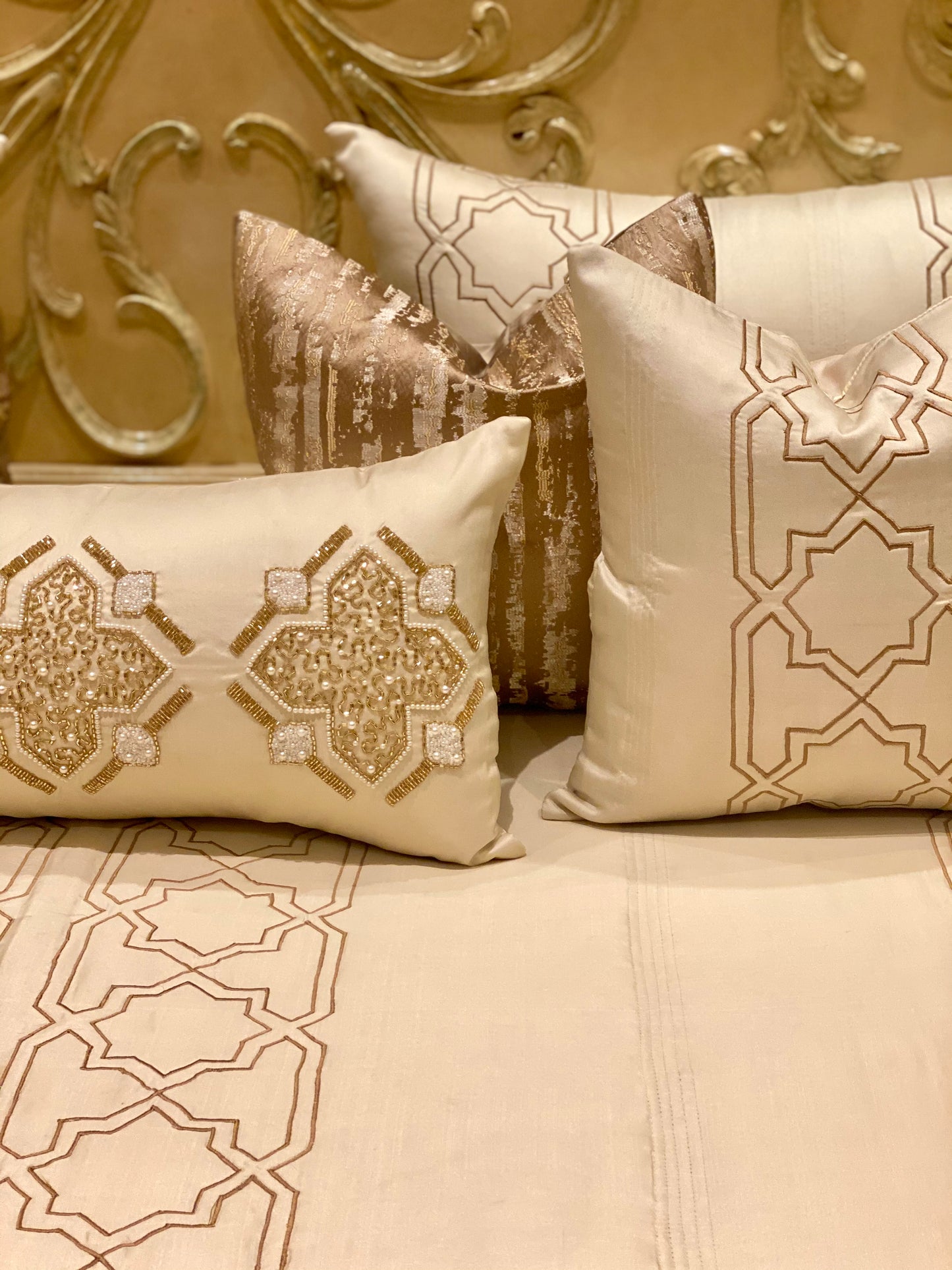 THE CREAM TREASURE BEDDING SET