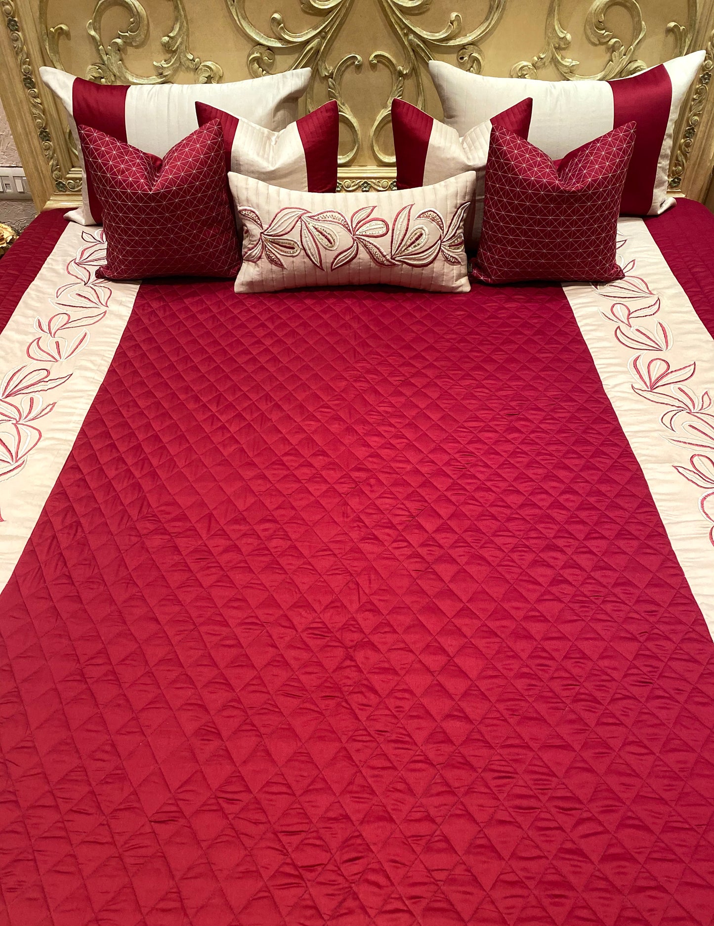 THE MAROON AND BEIGE CRYSTAL BEDDING SET