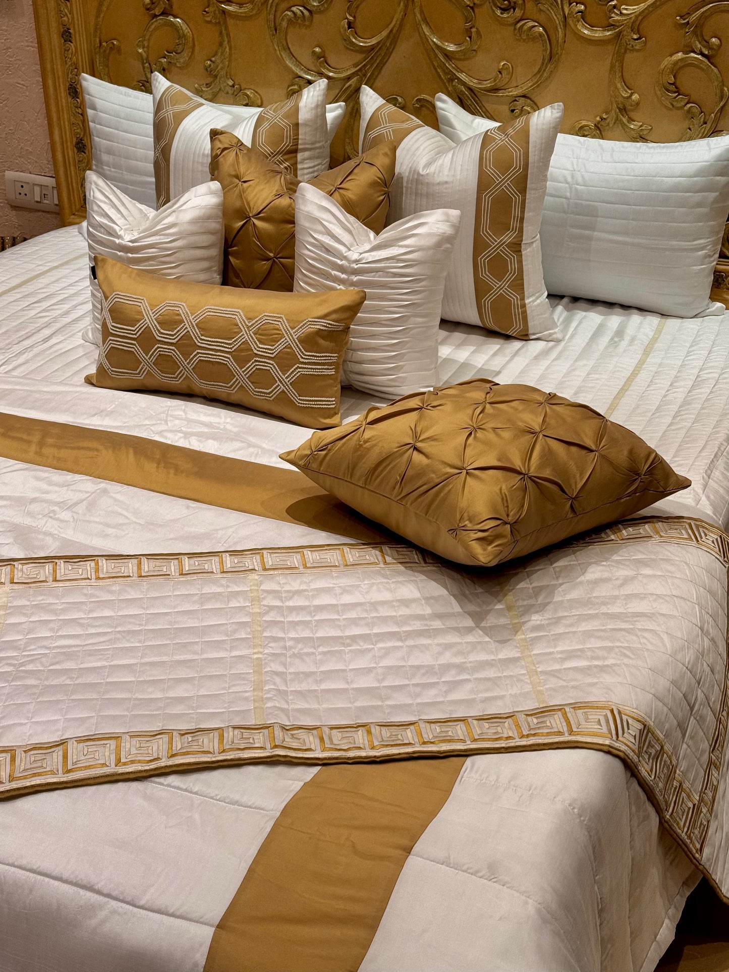 THE OFF-WHITE ARK QUILT SET