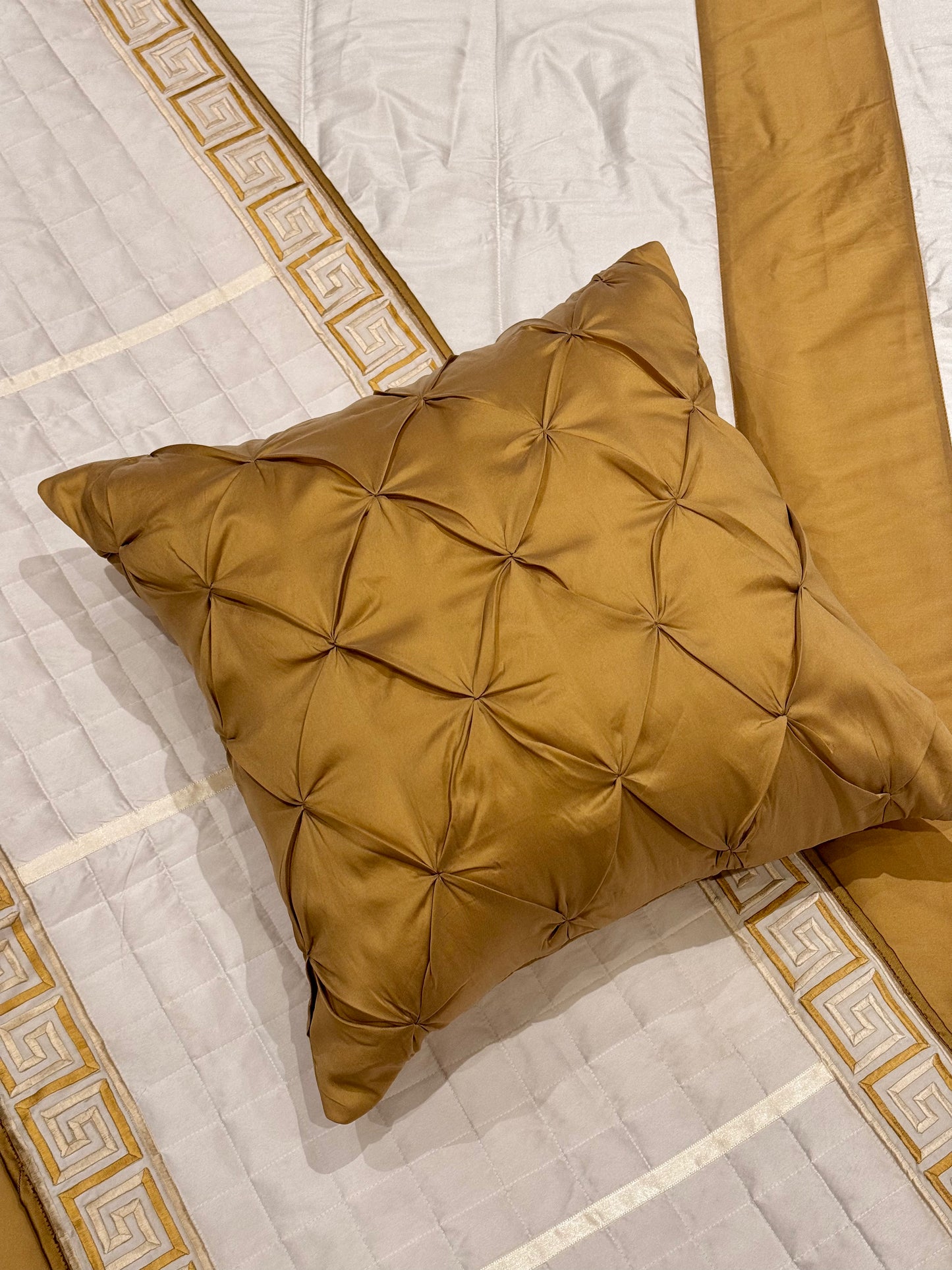 THE GOLD PINTUCKS CUSHION COVER