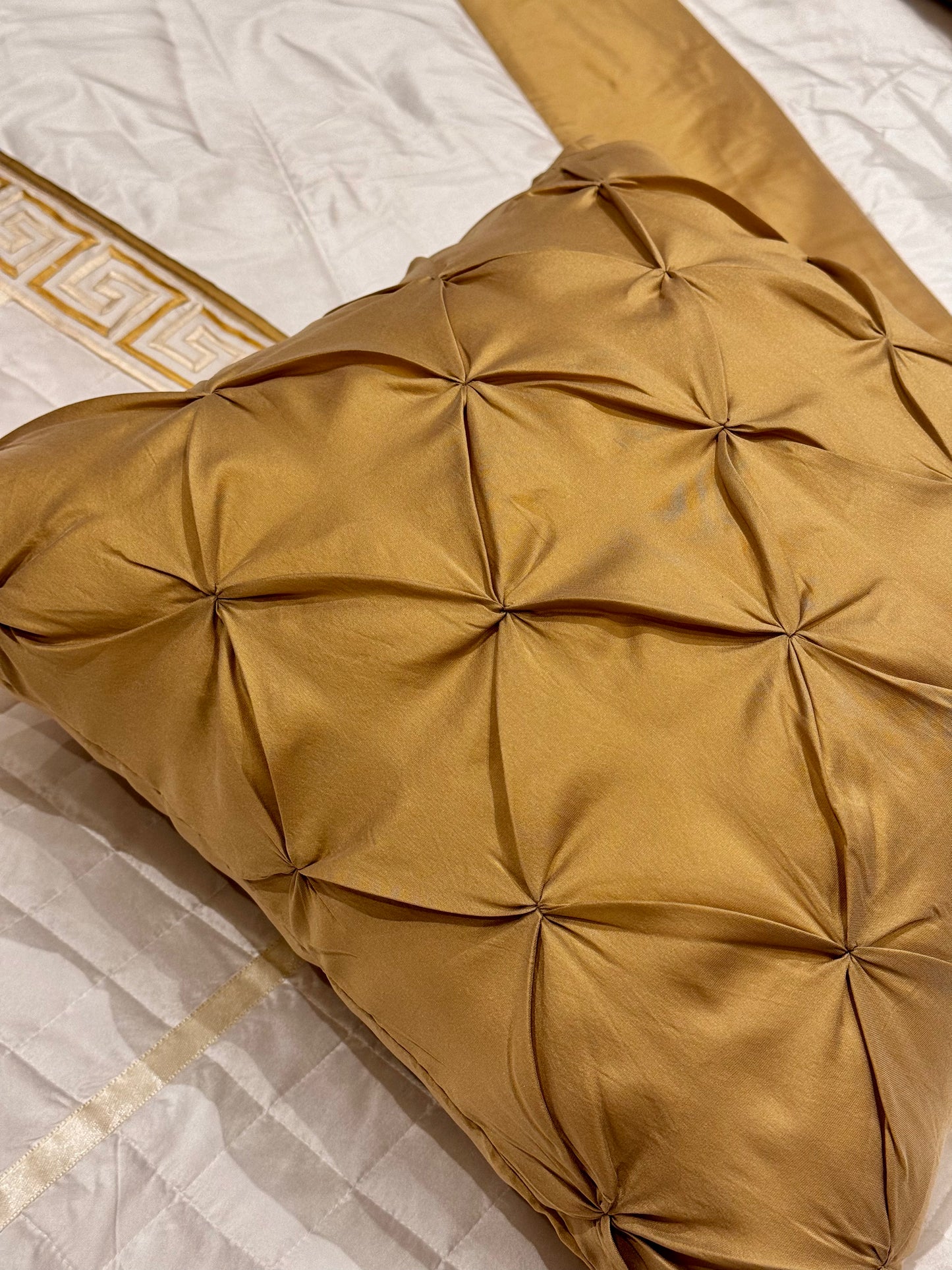 THE GOLD PINTUCKS CUSHION COVER