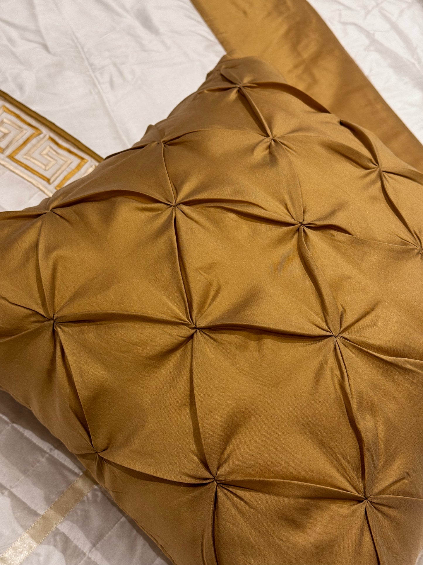 THE GOLD PINTUCKS CUSHION COVER