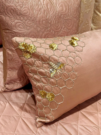 THE PINK BUMBLE BEE BEDDING SET