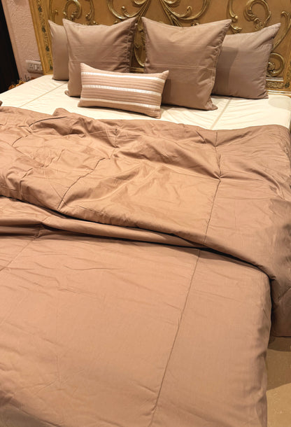 THE CARAMEL COTTON QUILT SET