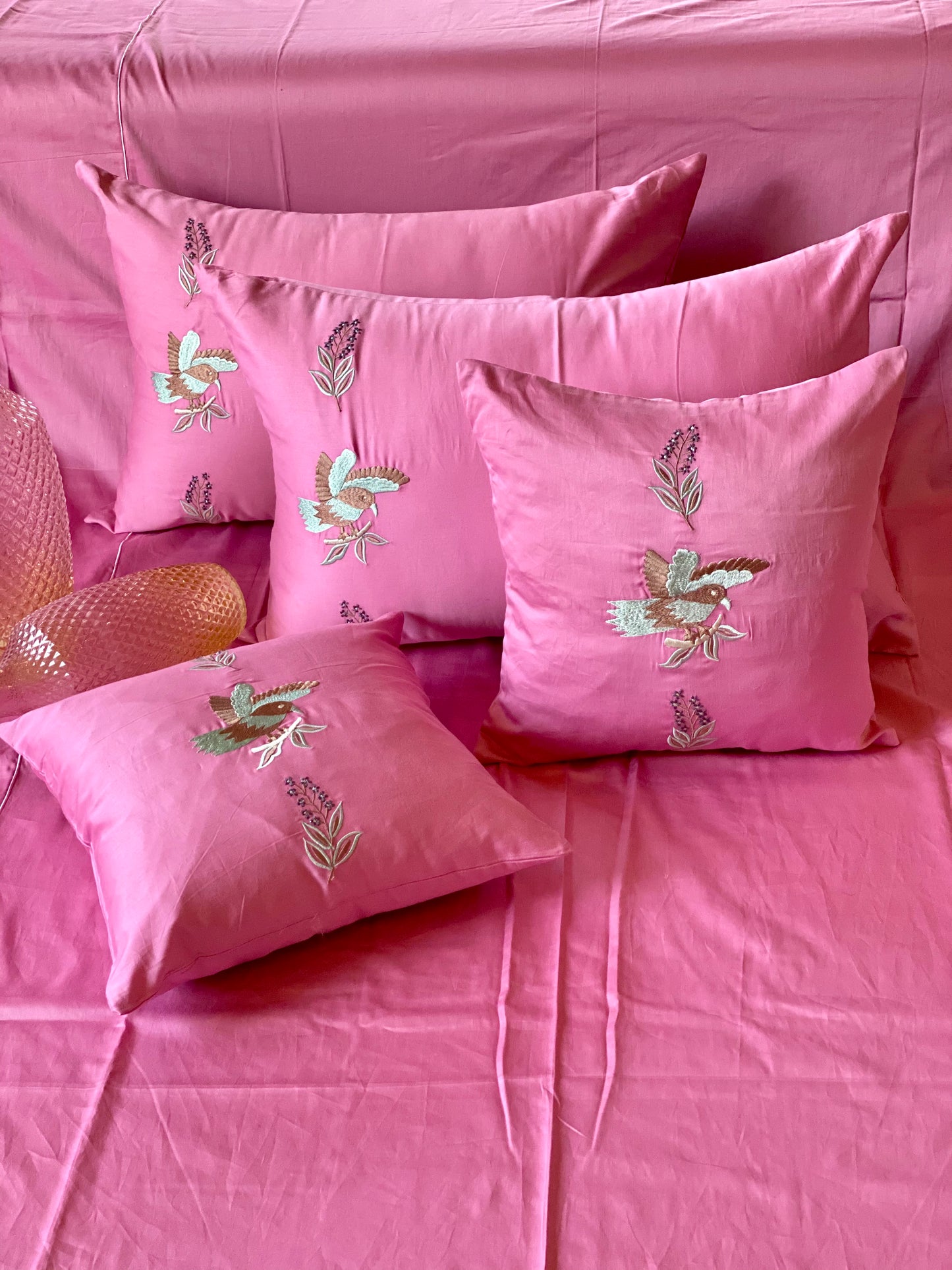 The Pink Humming Bird Bedsheet