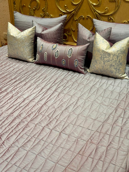 THE BLUE AGATE BEDDING SET