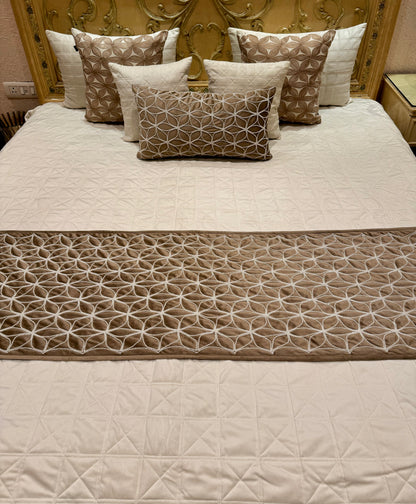 The Baguette Bedding Set