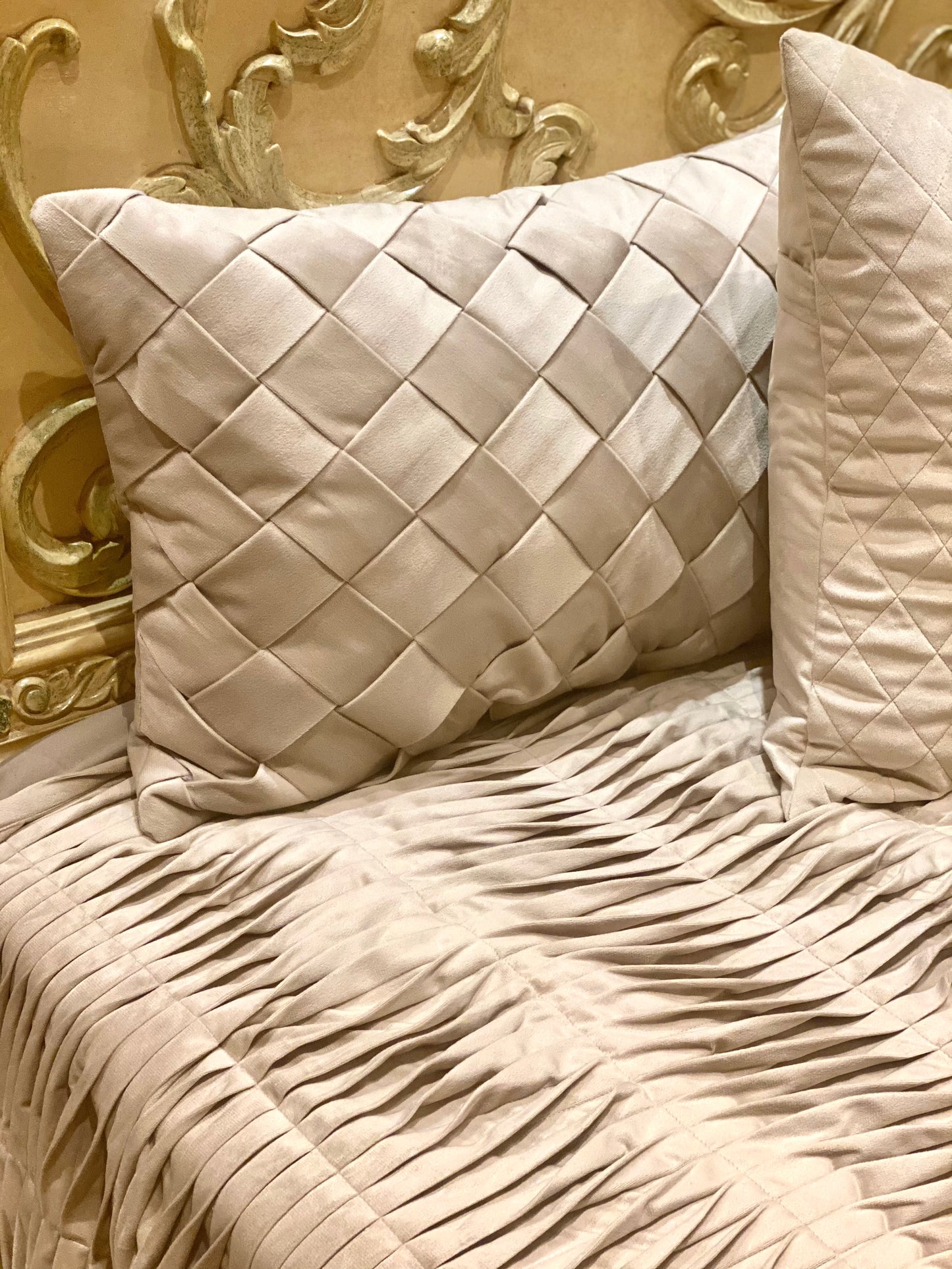 The Iris Pleated Bedding Set