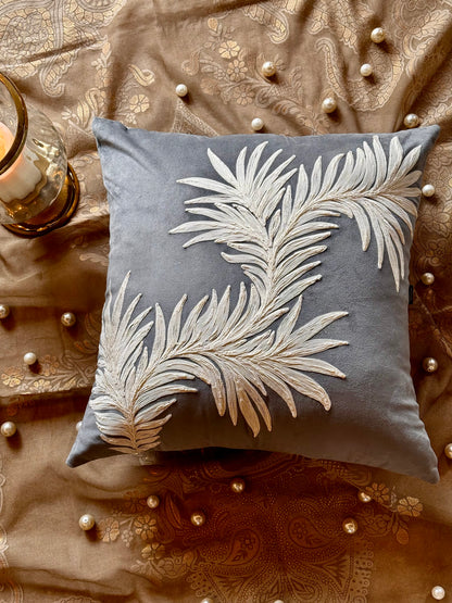 THE GREY LEAFLET ACCENT CUSHION