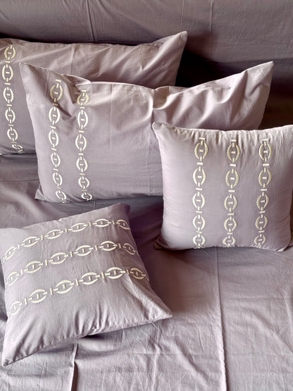 THE LAVENDER ARNOLD BEDSHEET