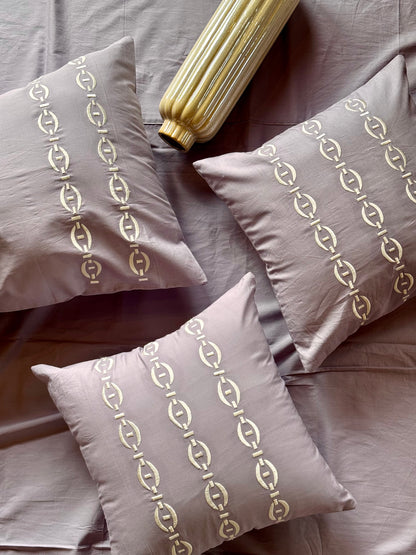 THE LAVENDER ARNOLD BEDSHEET