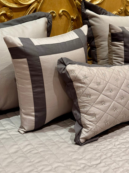 THE GREY SCALLOP BEDDING SET