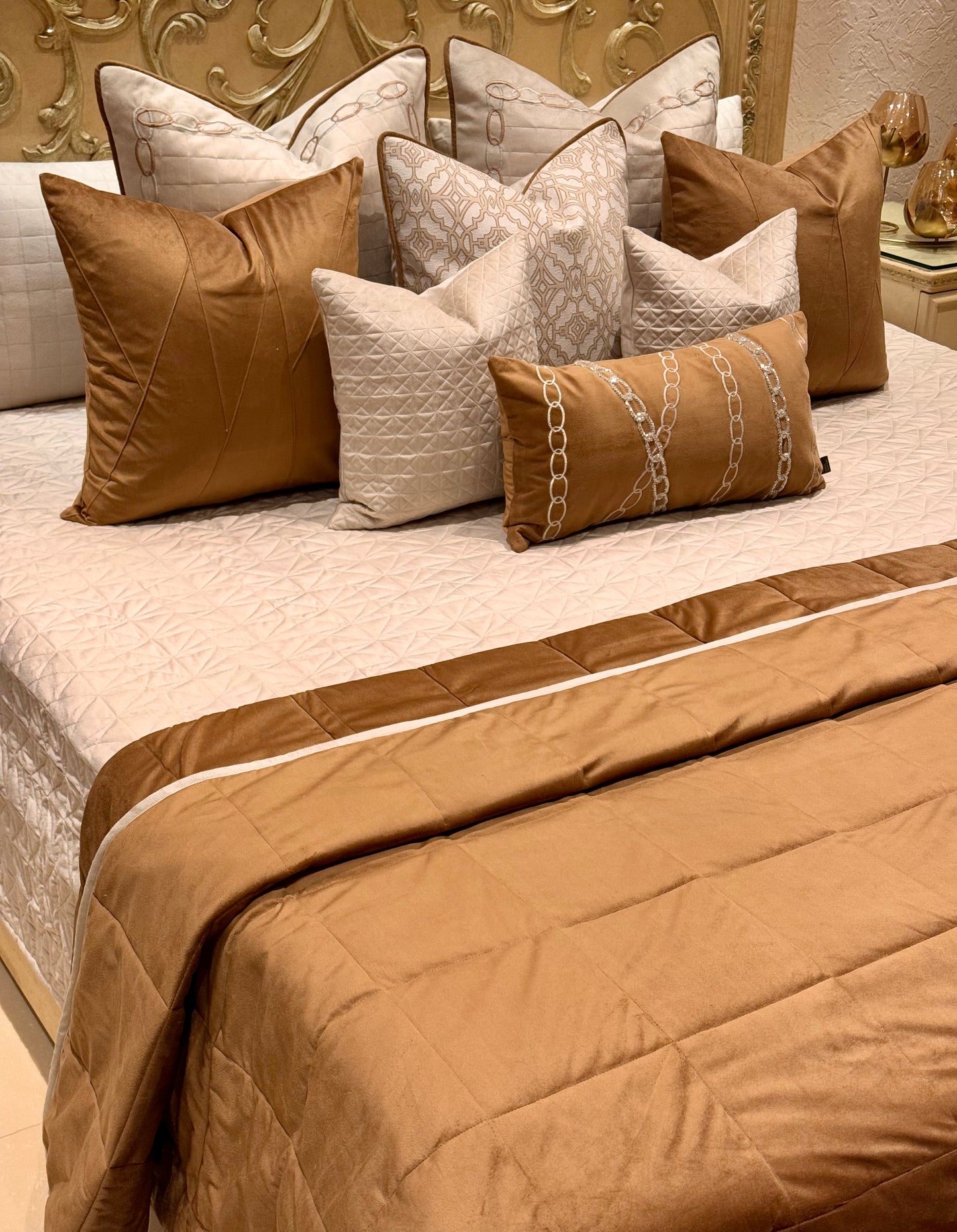 THE RUST MADONA QUILT SET