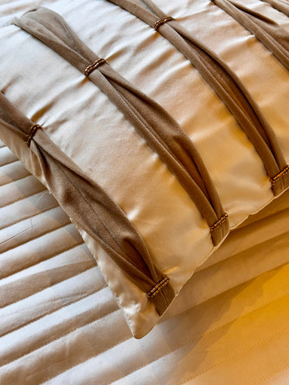 THE GOLD PLEAT CUSHION COVER