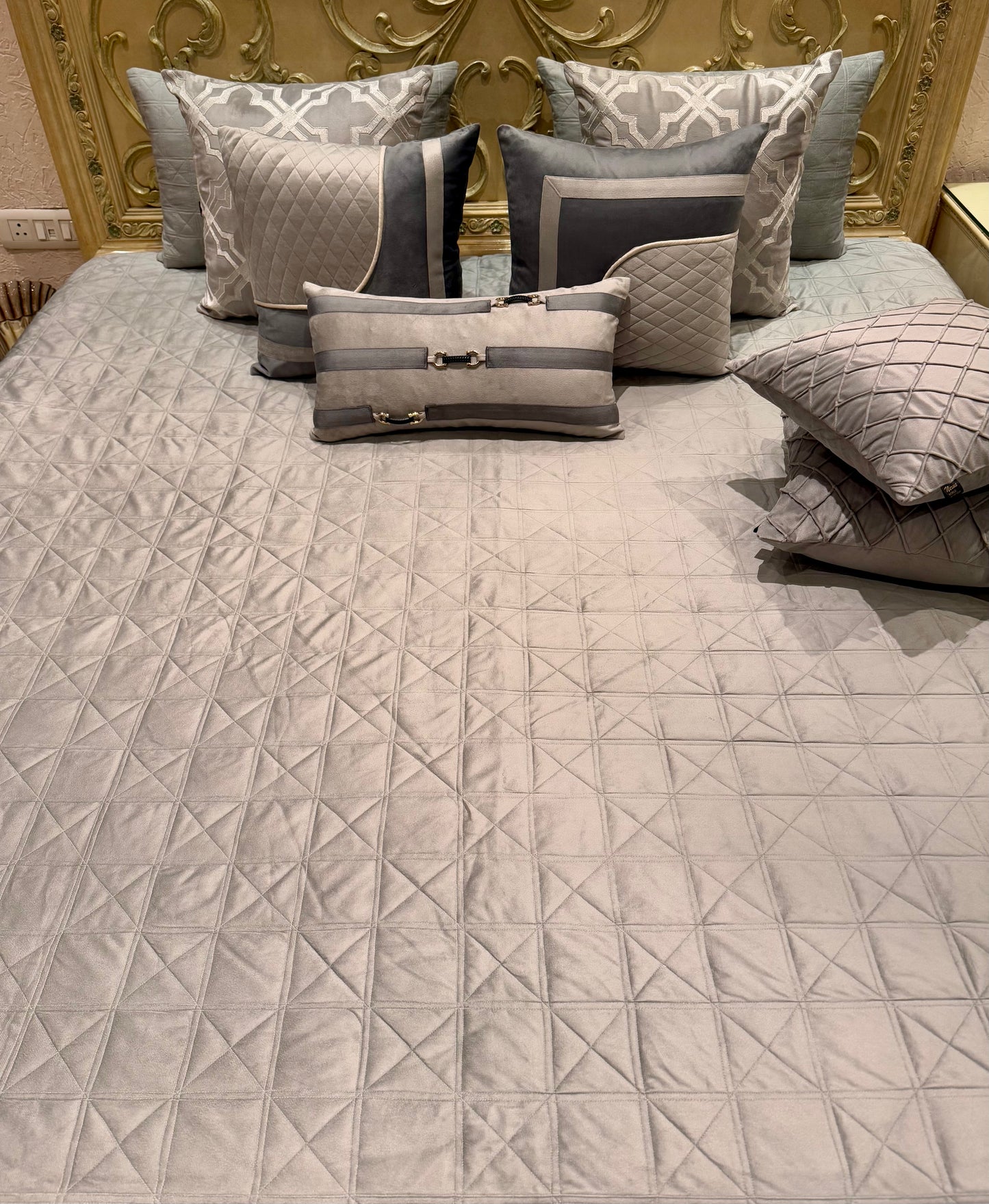 THE GREY MERKABA BEDDING SET