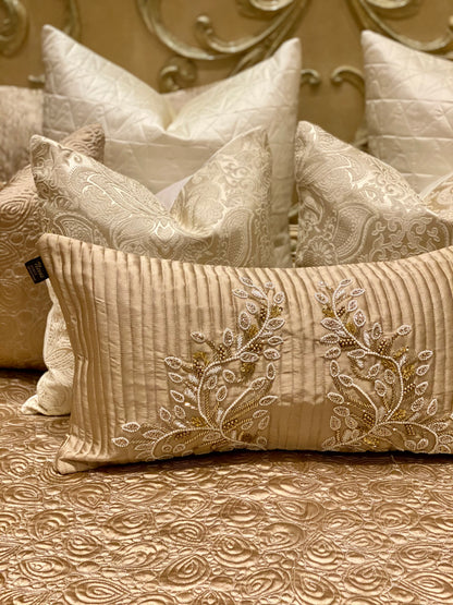 THE VICTORIAN BEDDING SET