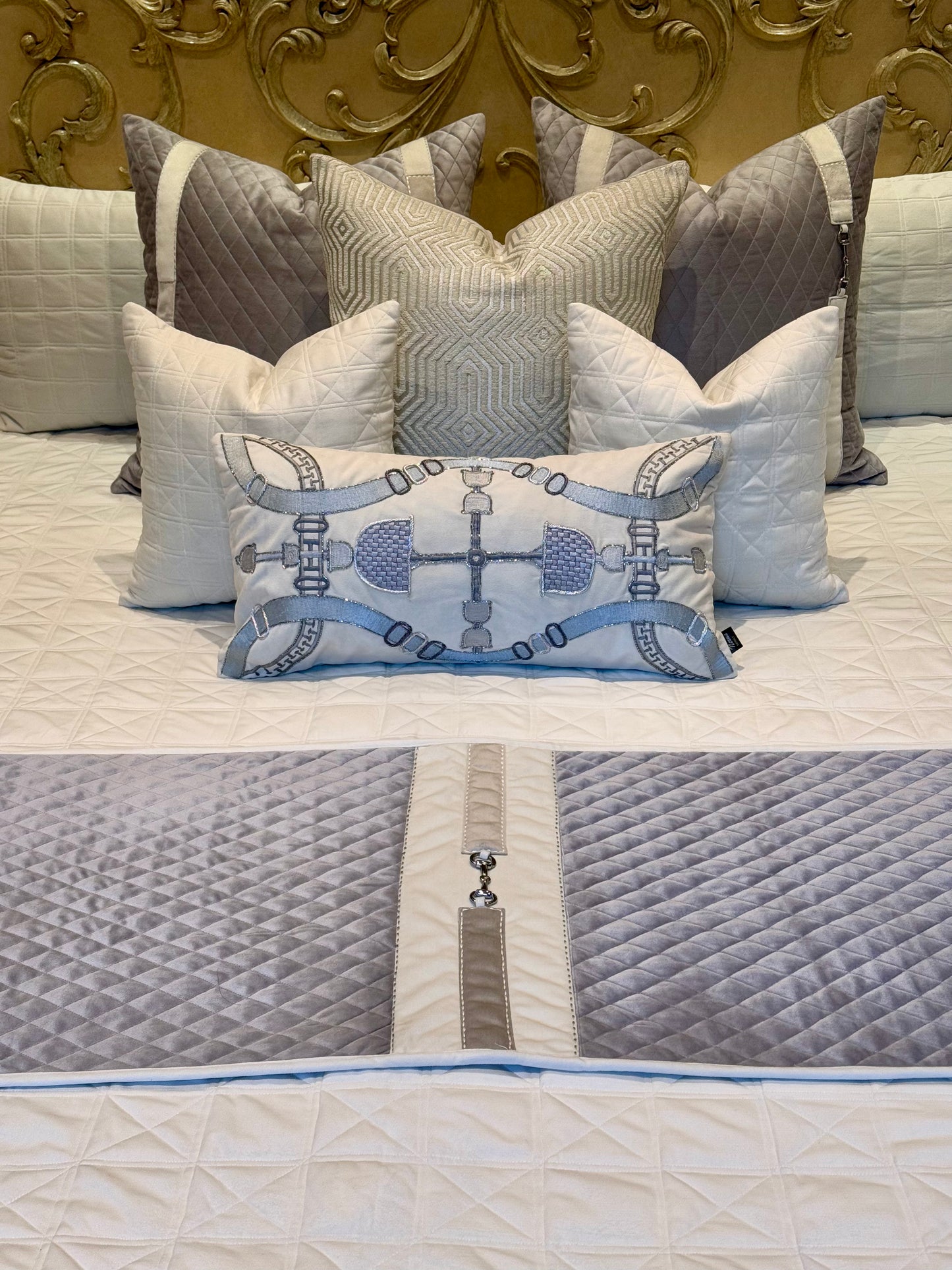 THE EQUESTRIAN BEDDING SET