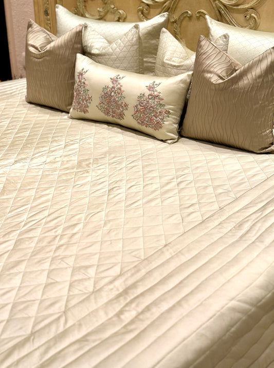 THE BRUSHED BEDDING SET