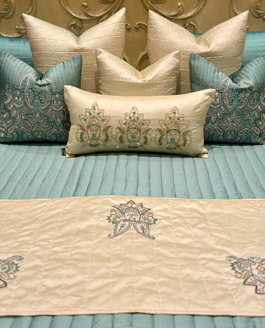 The Green Livia Bedding Set