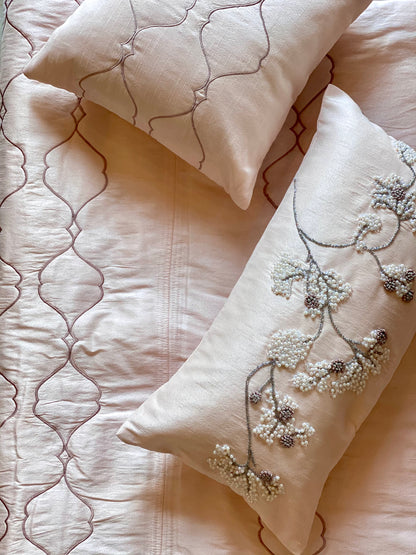 THE CHERRY BLOSSOM BEDDING SET