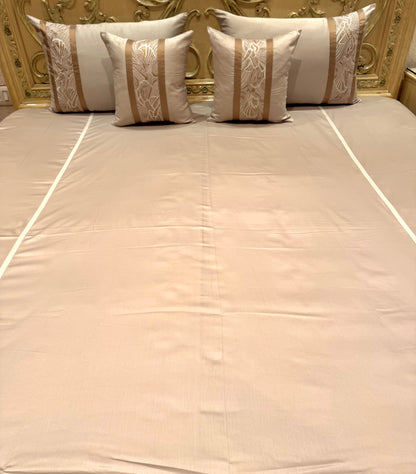 THE BEIGE WHIRLPOOL BEDSHEET