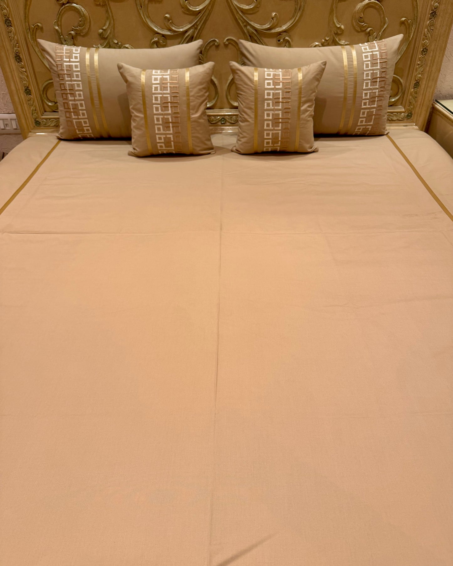 THE GOLD MATRIX BEDSHEET