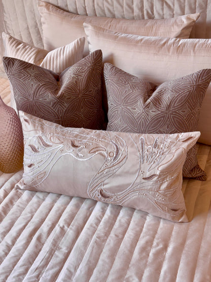 THE BLUSH PEARL BEDDING SET