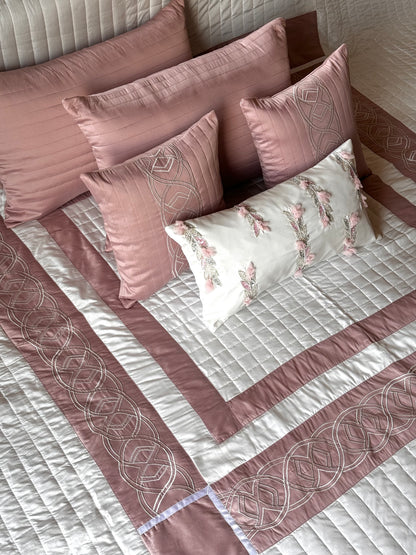 THE ROSE PINK LINK BEDDING SET