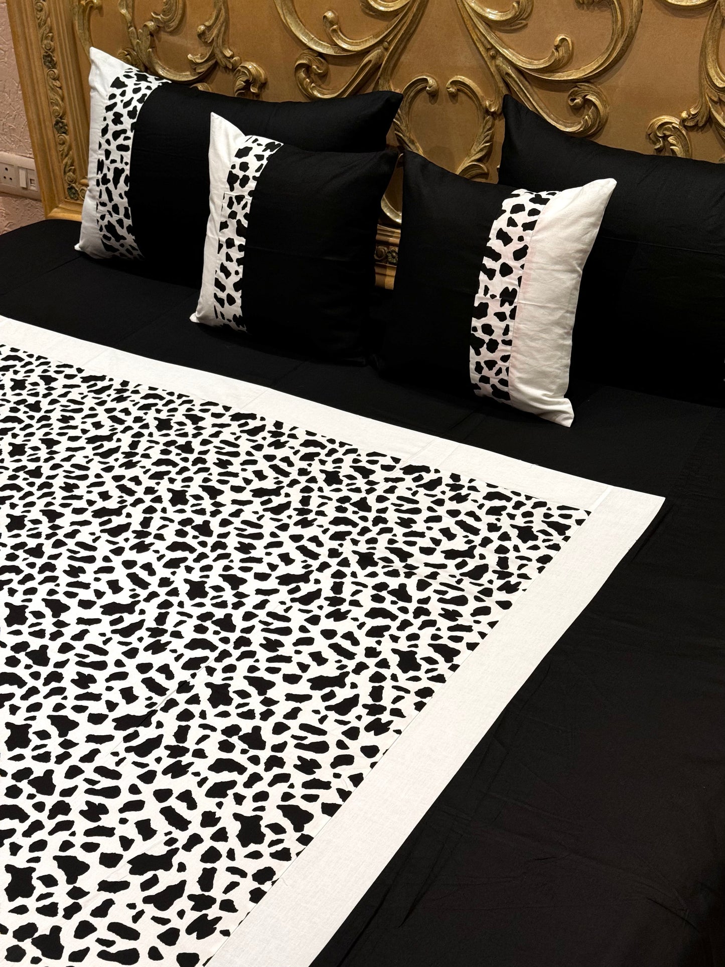 THE PURE COTTON MOO BEDSHEET