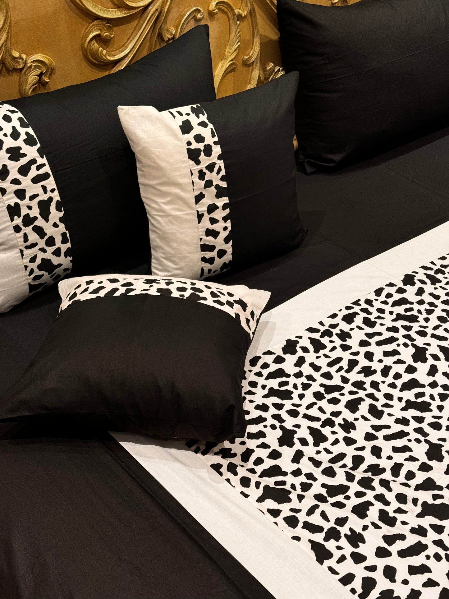 THE PURE COTTON MOO BEDSHEET