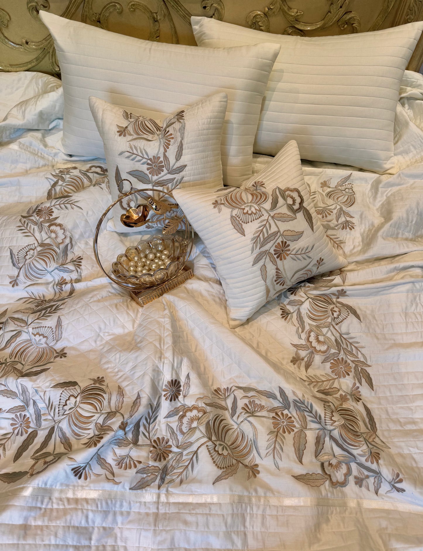 THE BOTANIC BEDDING SET