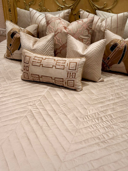 THE OYSTER EQUESTRIAN BEDDING SET