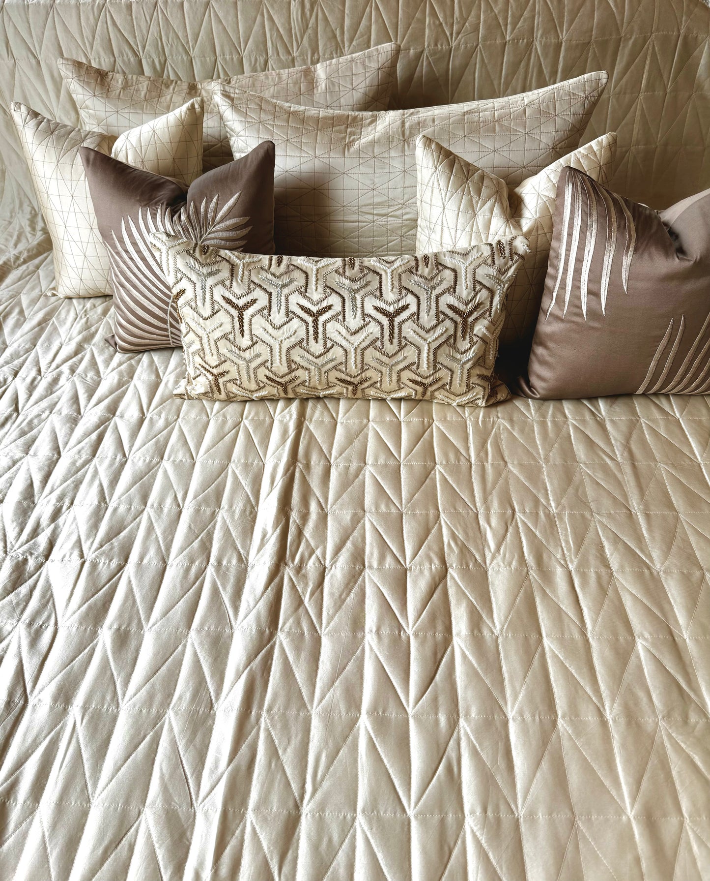 THE CREAM KNIT BEDDING SET