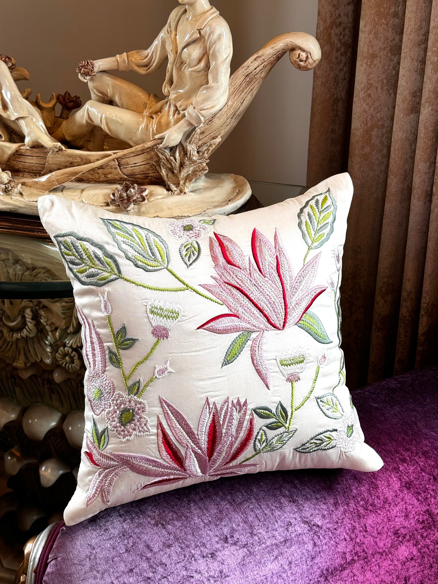 THE FIDA ACCENT CUSHION COVER