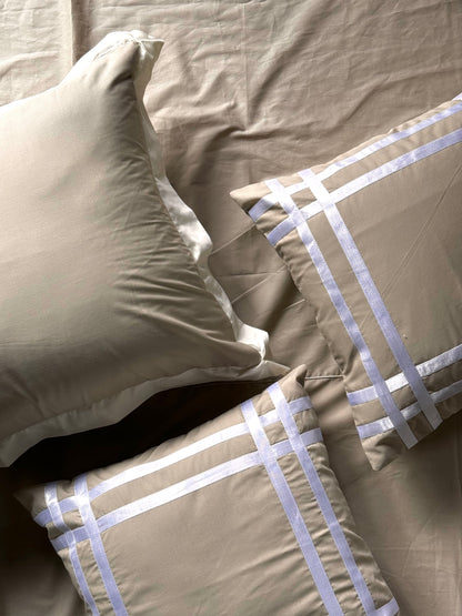 THE ECRU BEIGE BEDSHEET