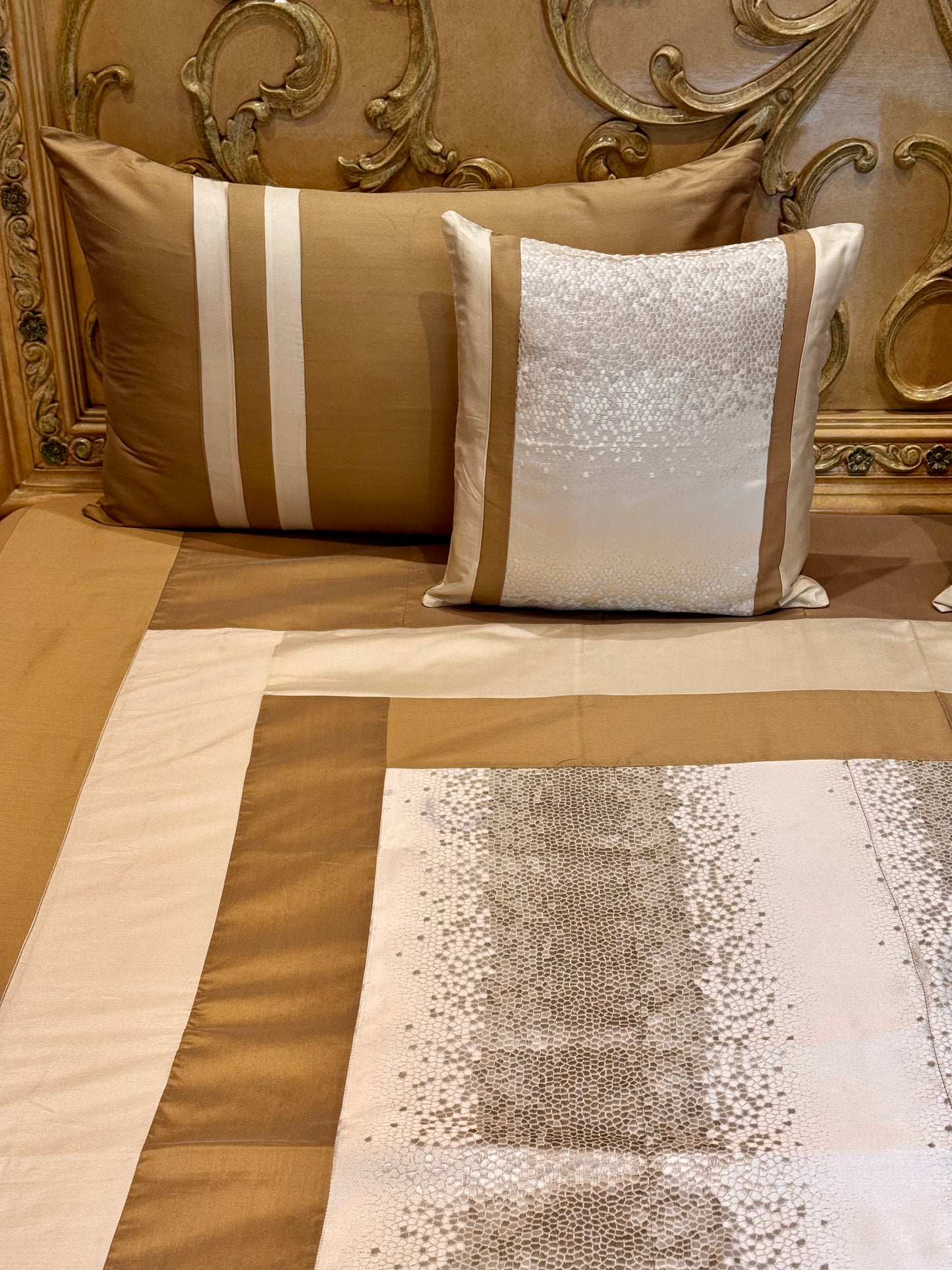 THE BOLD GOLD BEDSPREAD