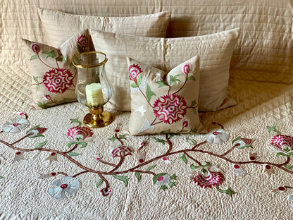 BEIGE HIBISCUS BEDDING SET