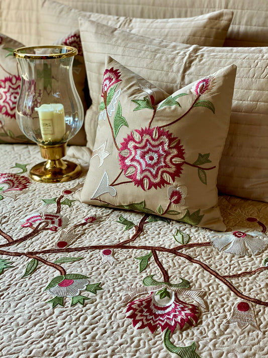 BEIGE HIBISCUS BEDDING SET