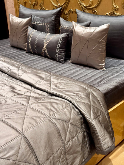 THE GREY SEPHORA QUILT SET