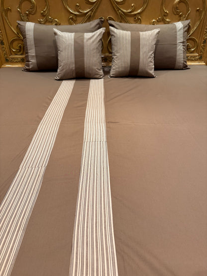 THE BROWN STRIPE BEDSHEET