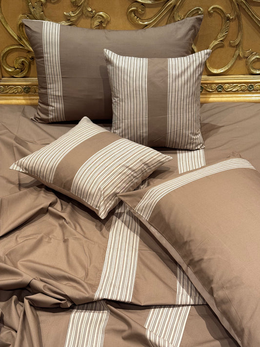 THE BROWN STRIPE BEDSHEET