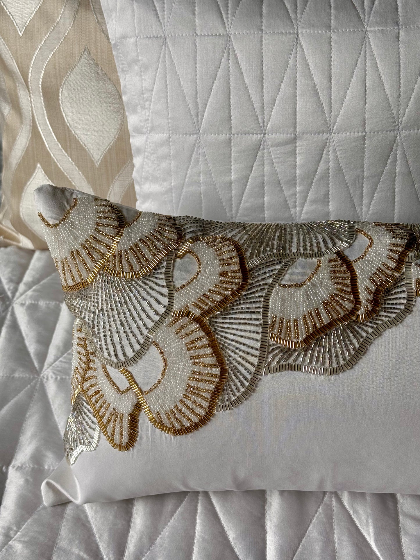 OFF-WHITE SEASHELL BEDDING SET