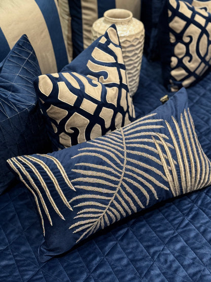 THE BLUE PALM LEAF BEDDING SET