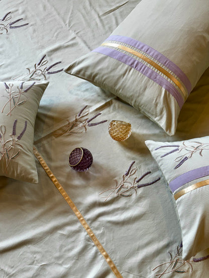 THE GREEN LAVENDER BEDSHEET